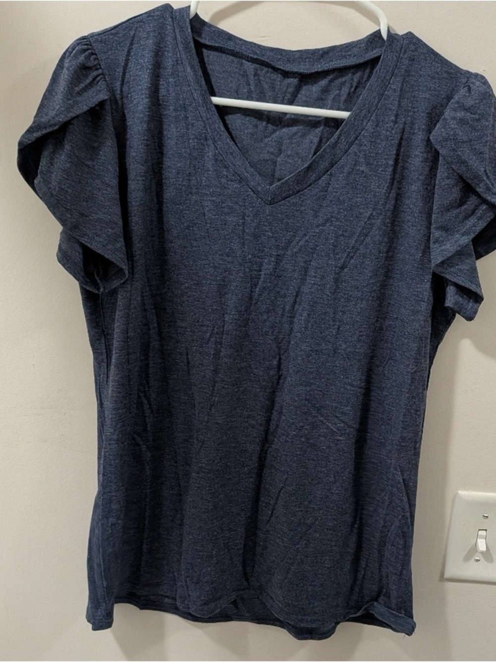 Women's Dark Navy V-Neck Puff Sleeve Tee
